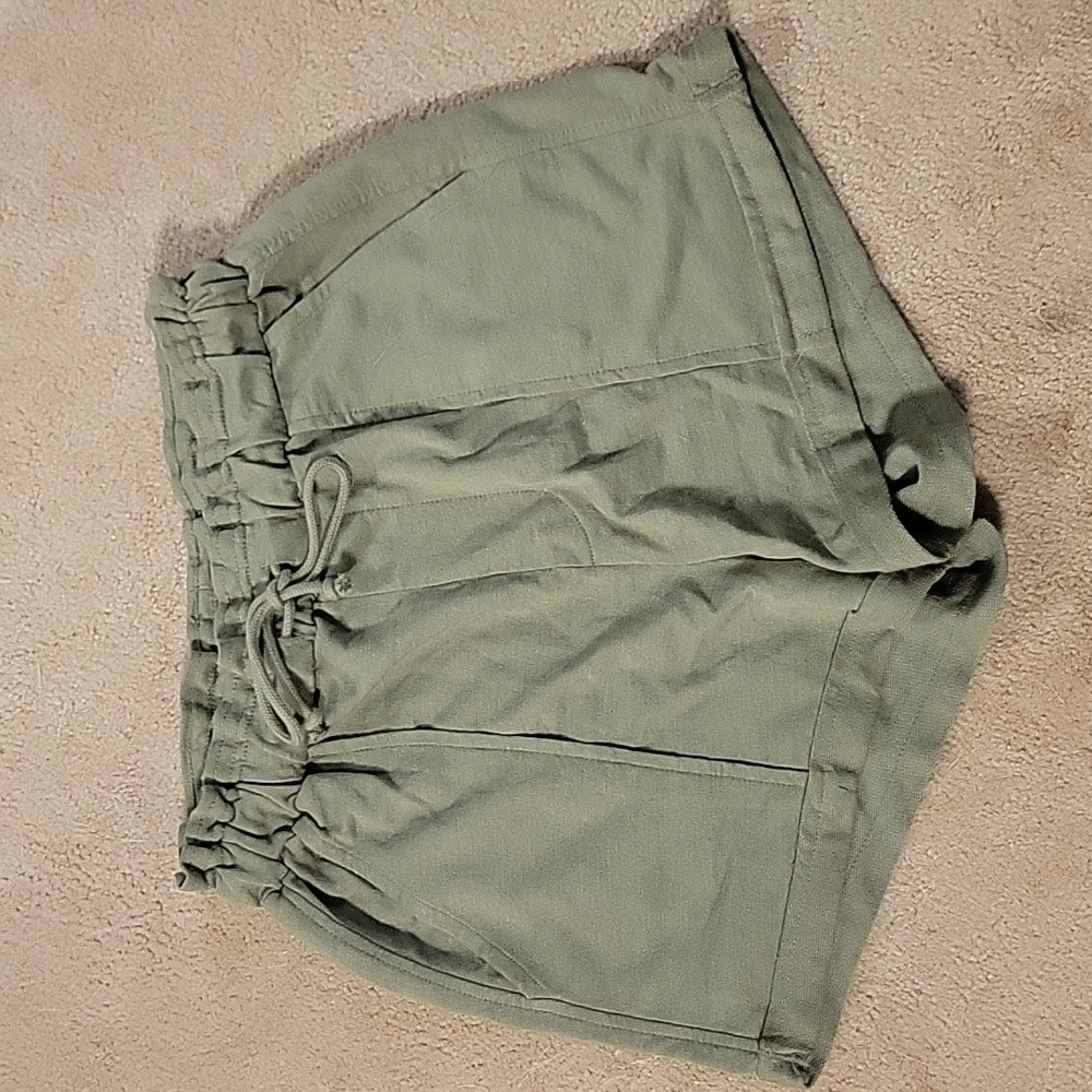 Paper bag shorts